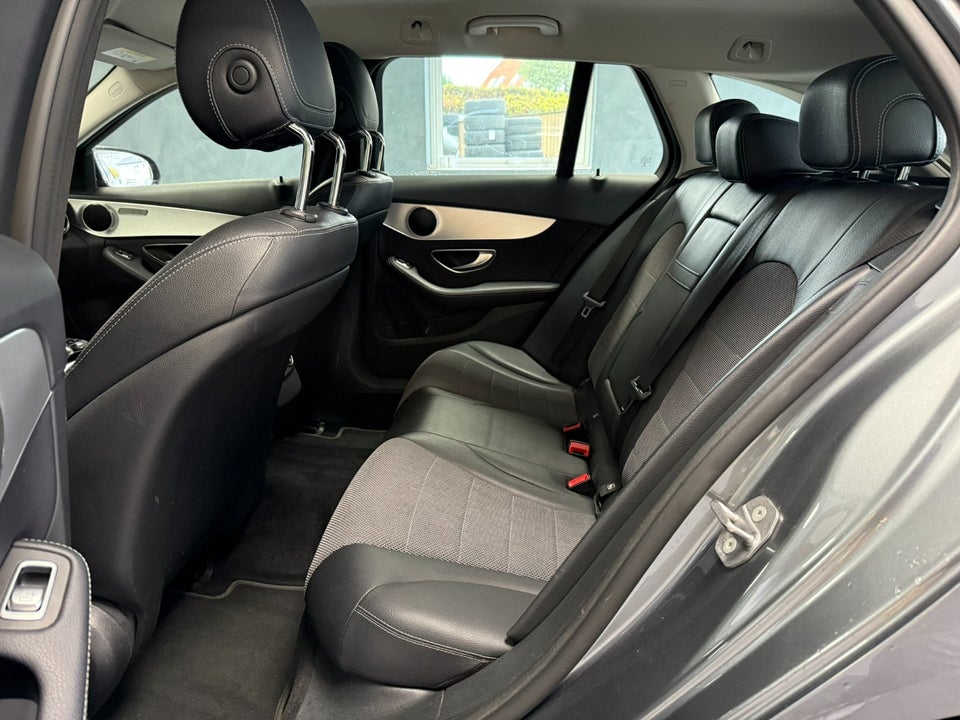 Mercedes C220 d 2,2 Avantgarde stc. aut. 5d