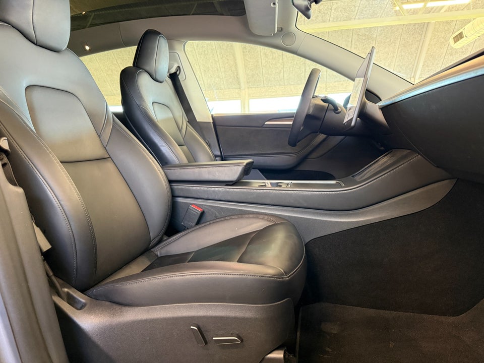 Tesla Model Y Long Range RWD 5d