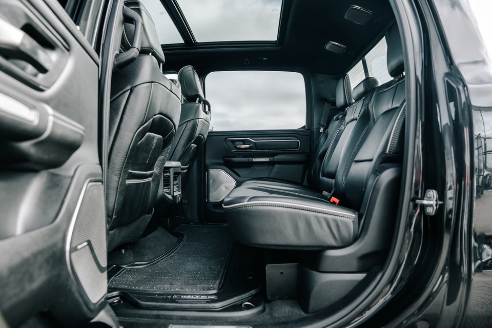 Dodge RAM 1500 5,7 V8 Laramie Crew Cab aut. 4x4 4d