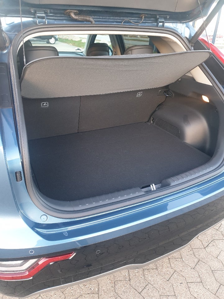 Kia Niro 64 EV Upgrade 5d