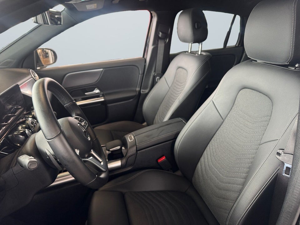 Mercedes EQA250+ Progressive 5d