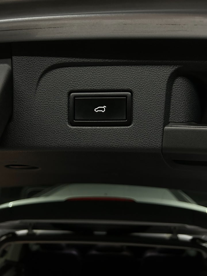 VW Touran 2,0 TDi 150 Highline DSG 7prs 5d