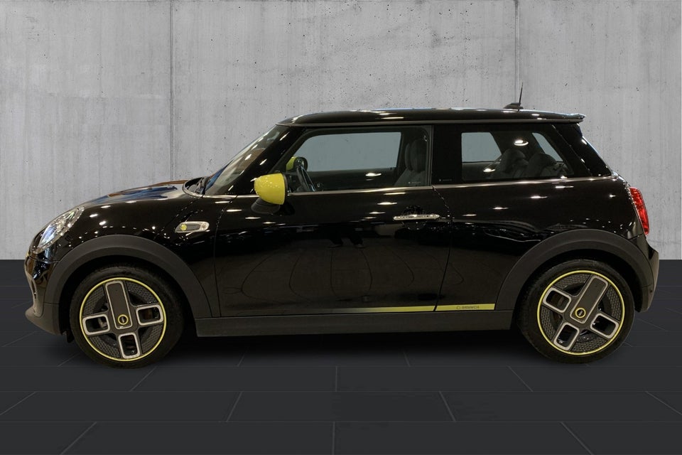 MINI Cooper SE Trim M Greenwich 3d