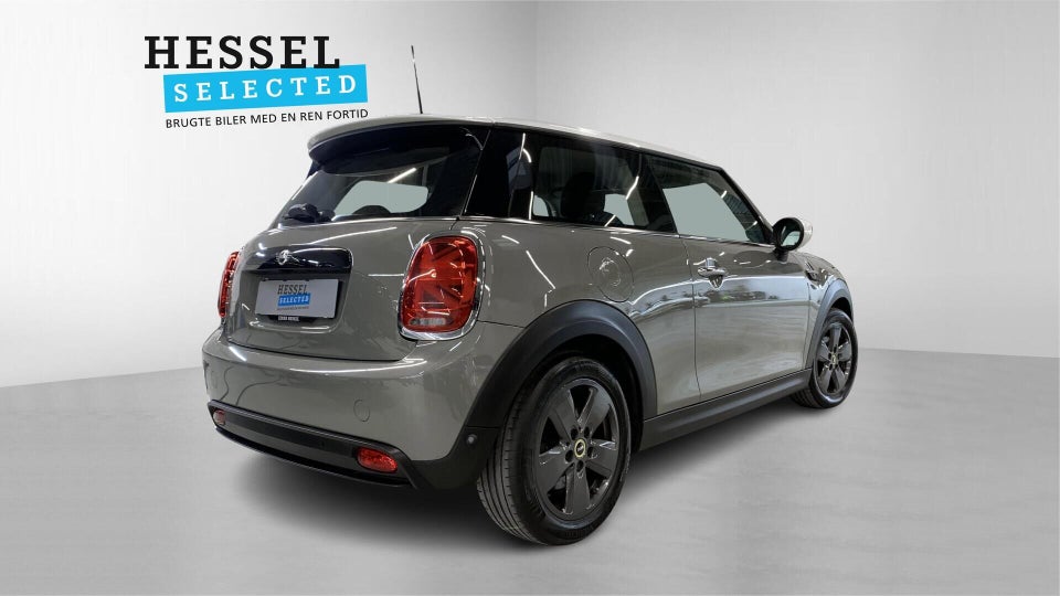 MINI Cooper SE Essential 3d