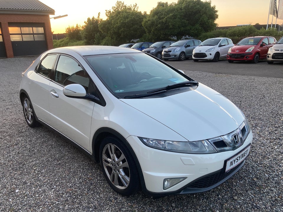 Honda Civic 1,8 Sport aut. 5d