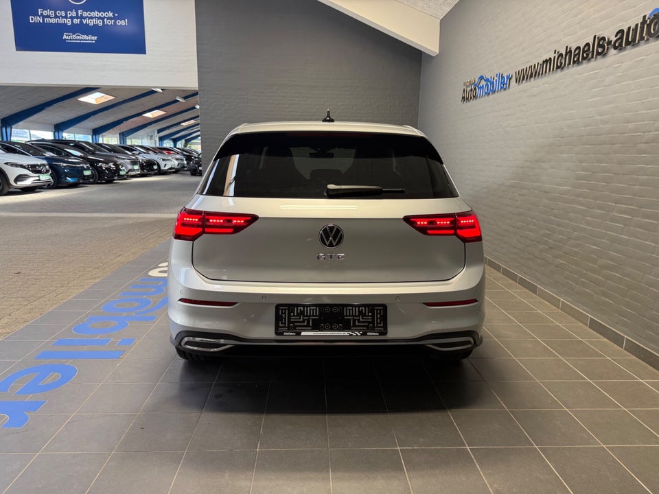 VW Golf VIII 1,4 GTE DSG 5d