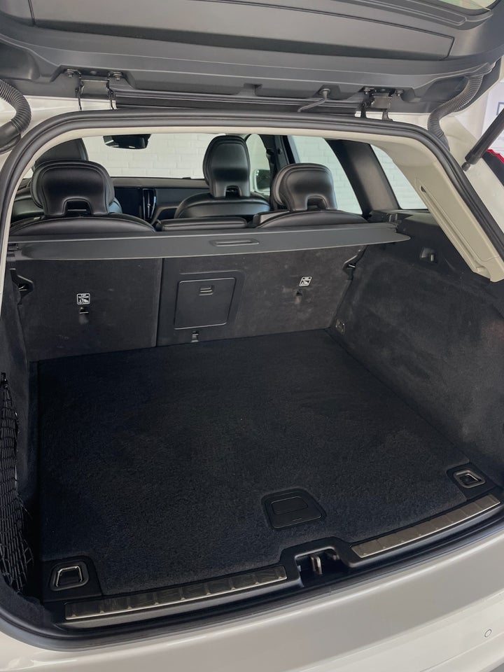 Volvo XC60 2,0 T4 190 Momentum aut. 5d