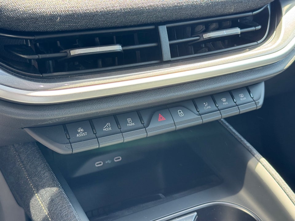 Skoda Elroq 60 iV Loft 5d