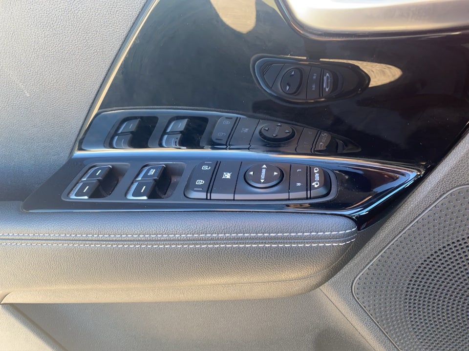 Kia Niro 1,6 PHEV Advance DCT 5d