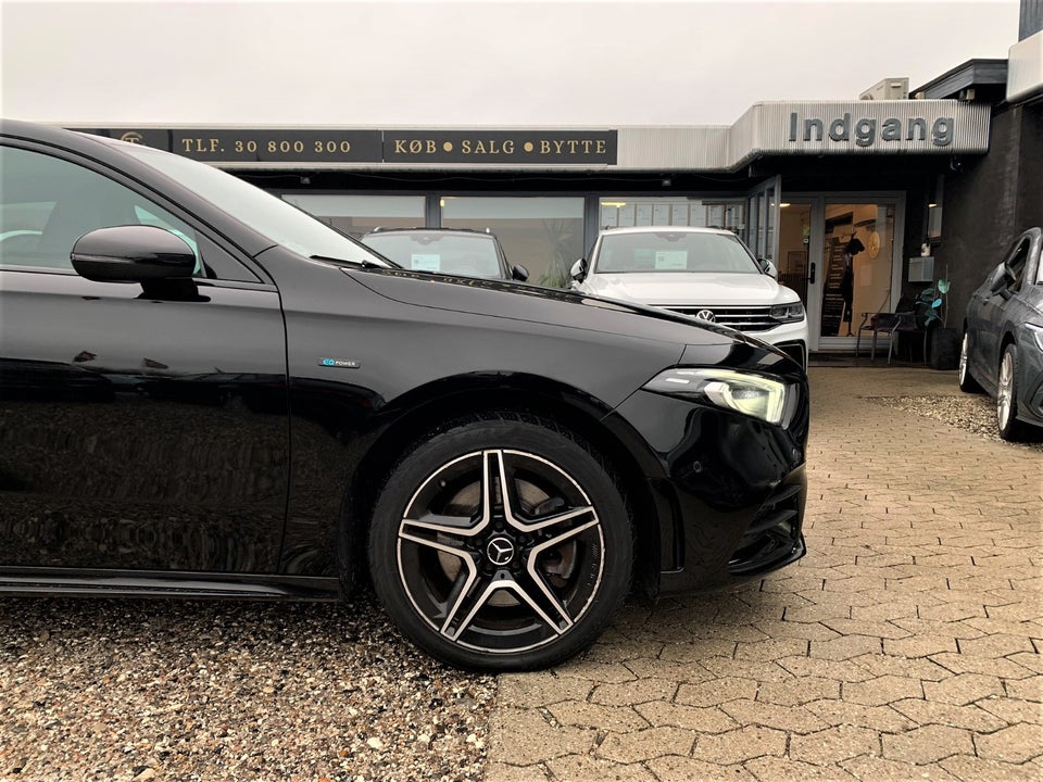 Mercedes A250 e 1,3 AMG Line aut. 5d