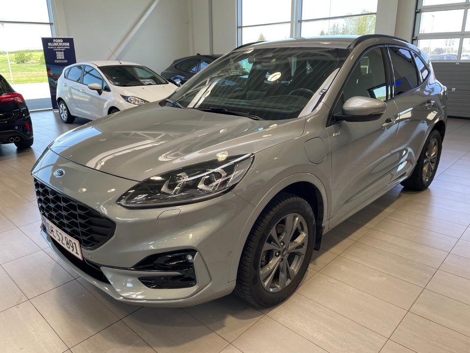 Ford Kuga 1,5 EcoBoost ST-Line X 5d