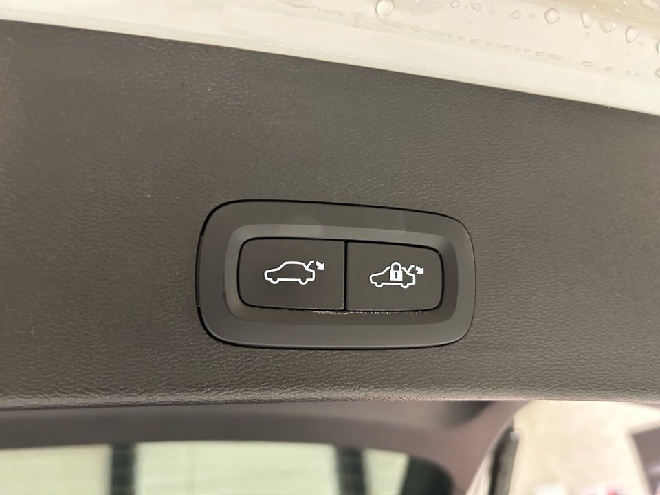 Volvo XC40 P6 ReCharge Ultimate 5d