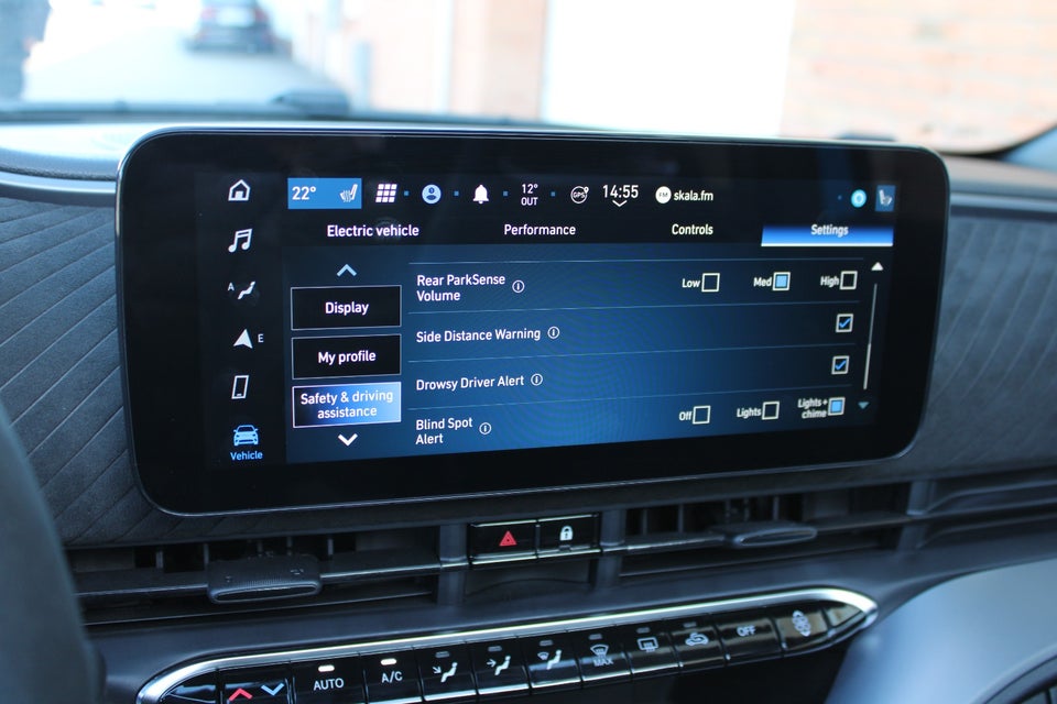 Abarth 500e Scorpionissima Cabrio 2d