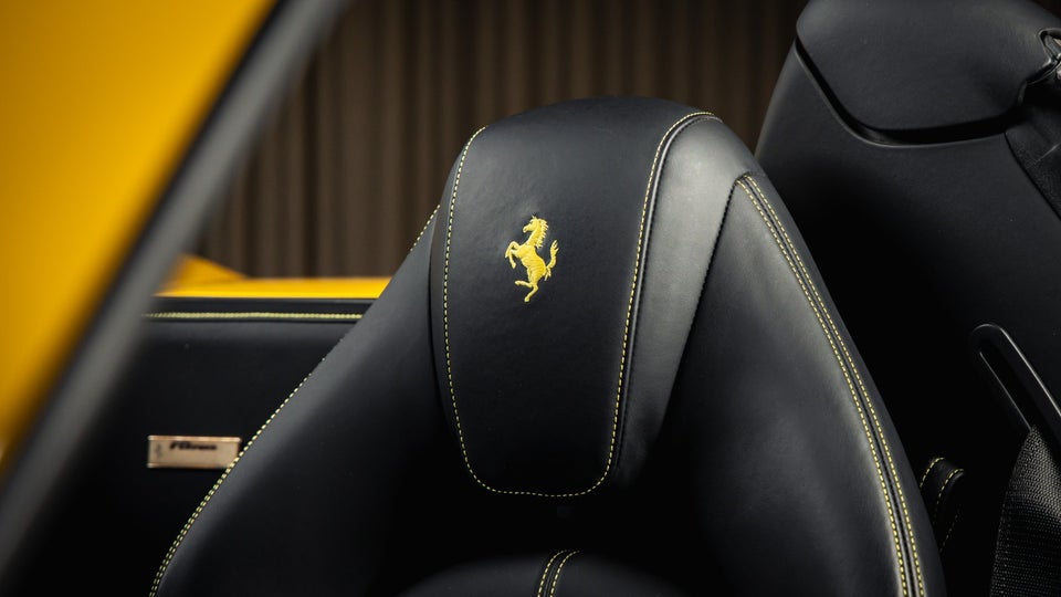 Ferrari F8 Spider 3,9 DCT 2d