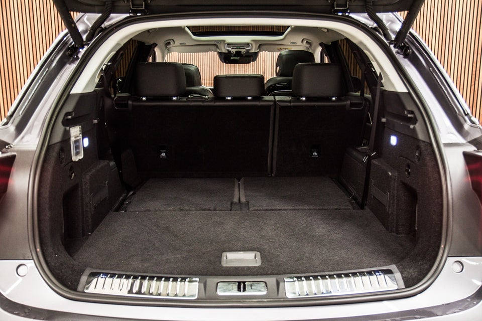 Hongqi E-HS9 99 Premium 5d