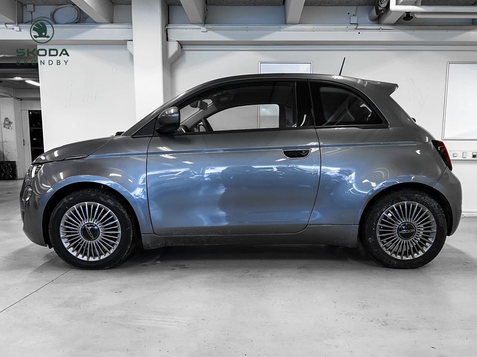 Fiat 500e 42 Icon 3d