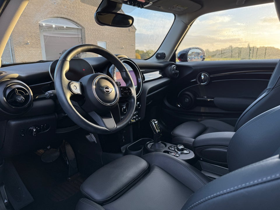 MINI Cooper SE Edition Premium Plus 3d