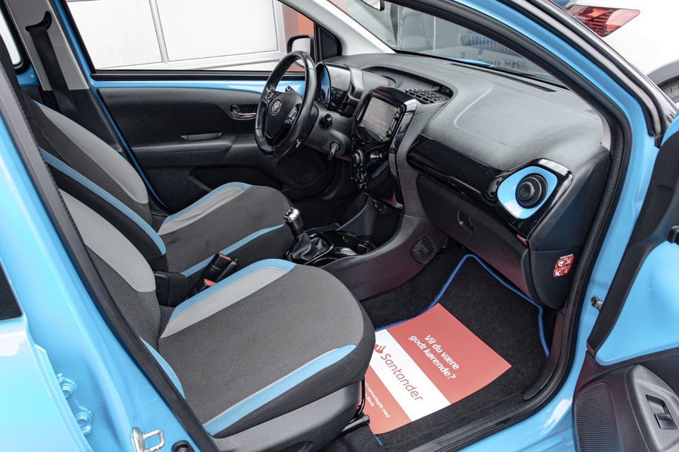 Toyota Aygo 1,0 VVT-i x-cite 5d