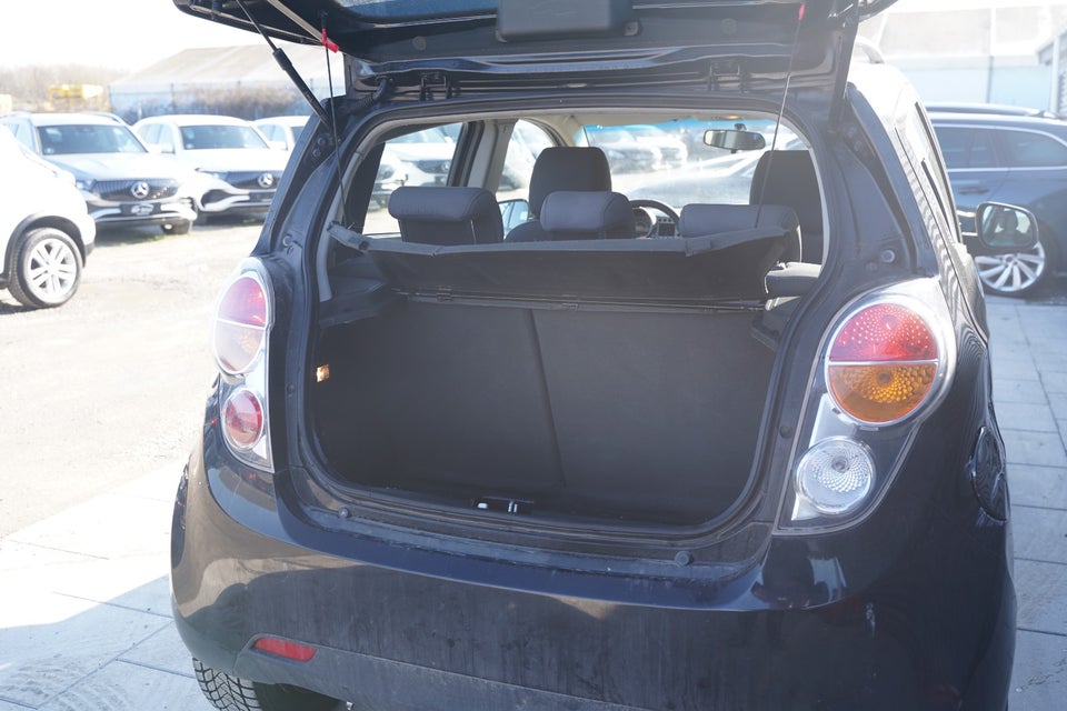 Chevrolet Spark 1,0 LS 5d