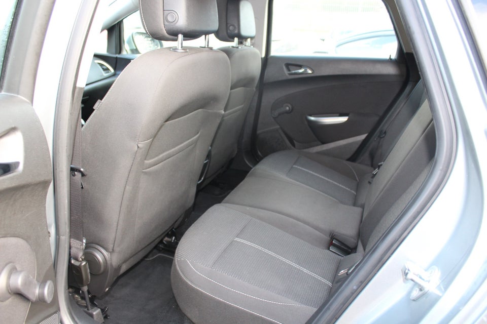 Opel Astra 1,4 T 140 Sport Sports Tourer 5d