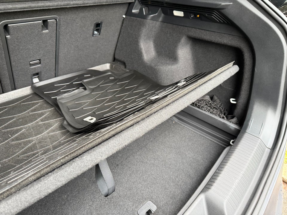 VW ID.4 77 1ST Max 5d