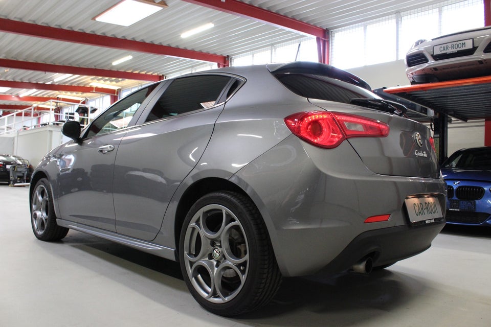 Alfa Romeo Giulietta 1,4 M-Air 170 Distinctive 5d