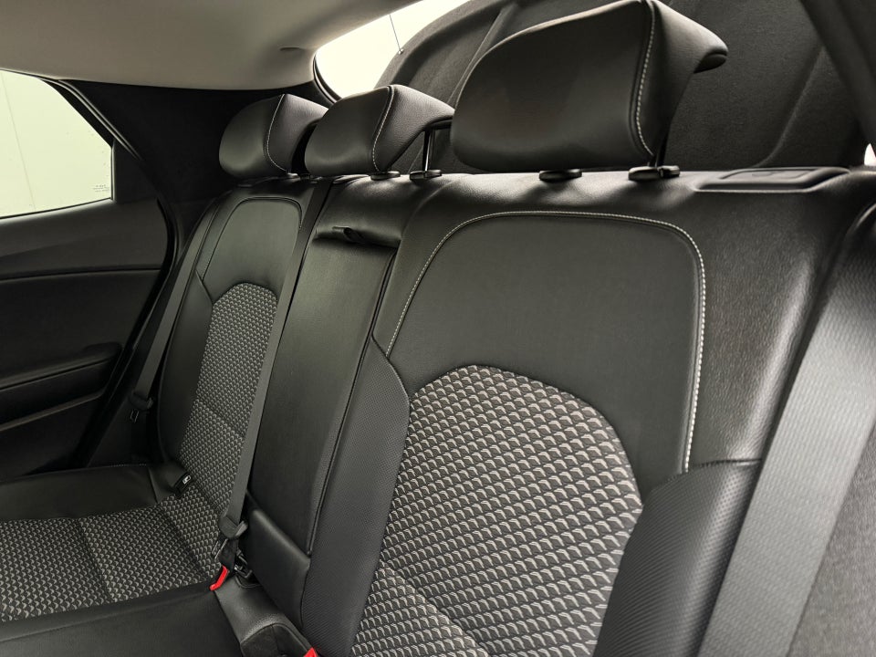 Kia XCeed 1,6 PHEV Upgrade DCT 5d