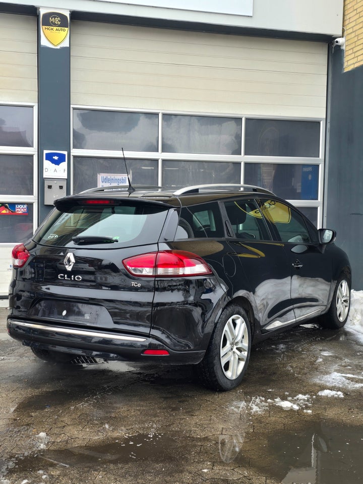 Renault Clio IV 0,9 TCe 90 Expression Sport Tourer 5d