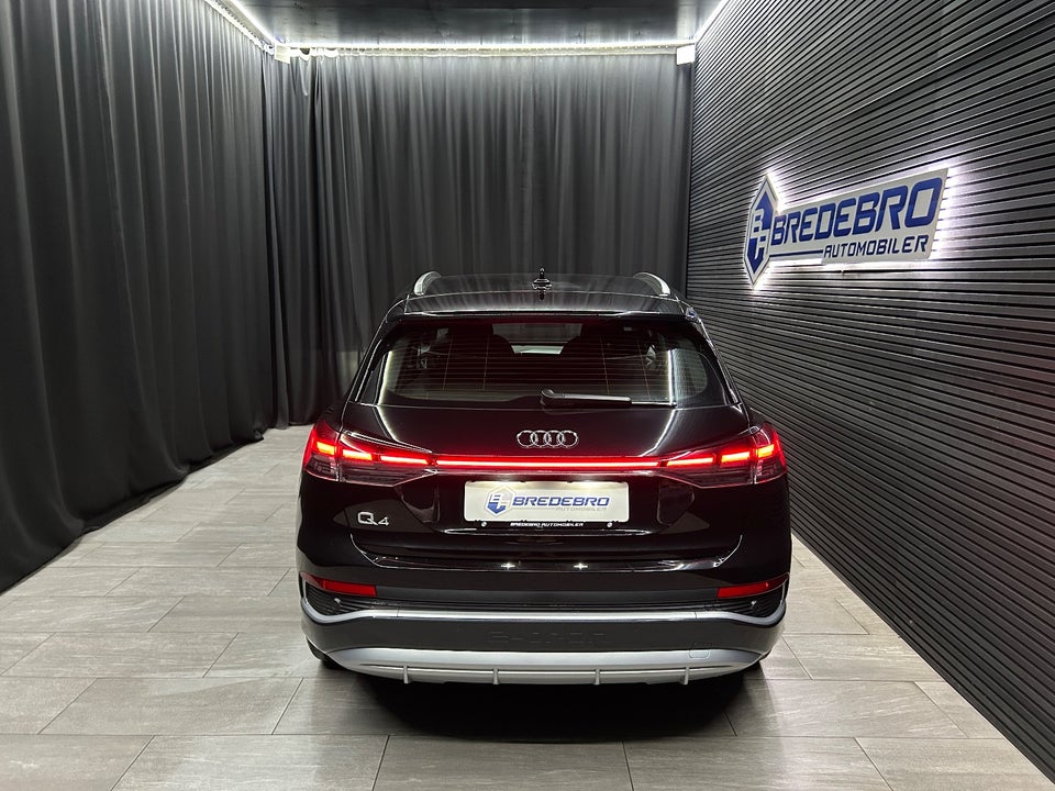 Audi Q4 e-tron 45 S-line 5d