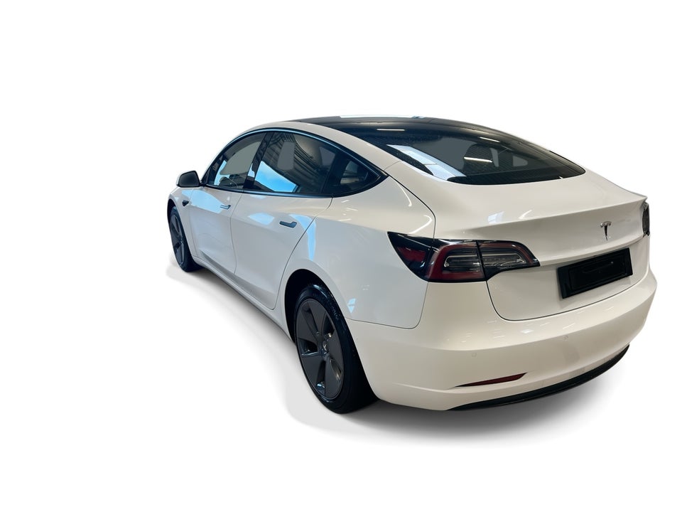Tesla Model 3 Standard Range+ RWD 4d