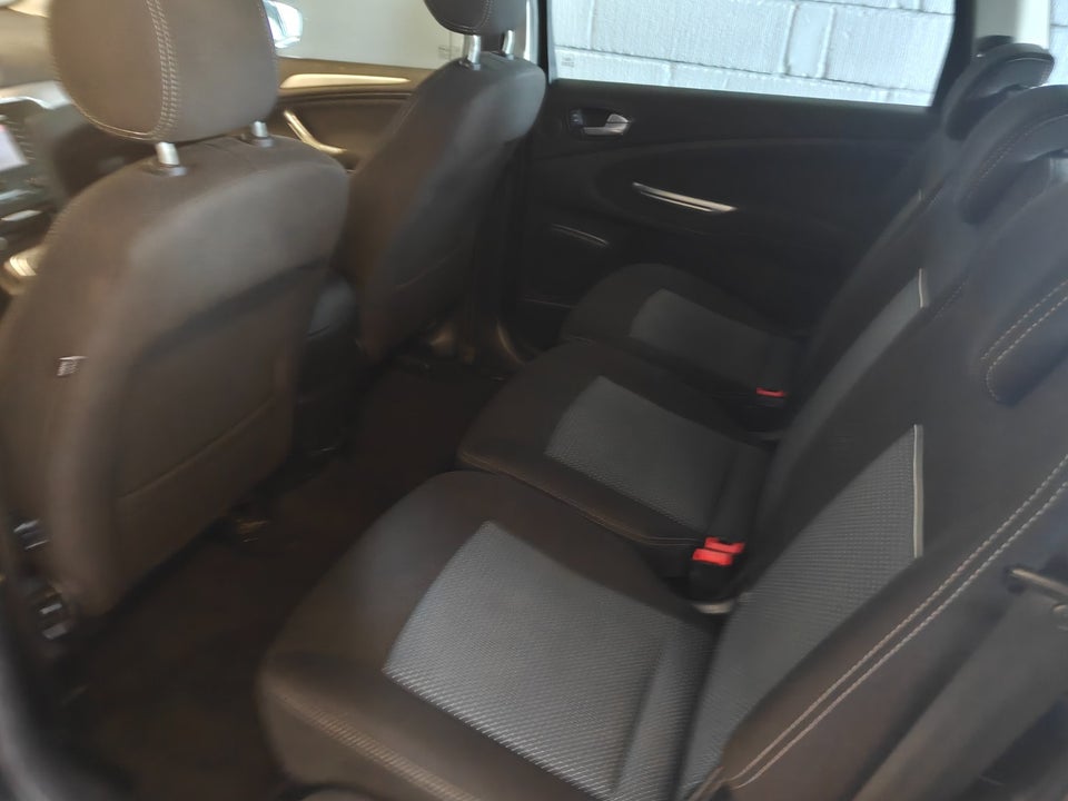 Ford S-MAX 2,0 TDCi 140 Collection 7prs 5d