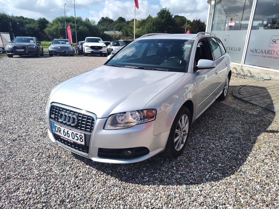 Audi A4 2,0 TDi S-line Avant 5d