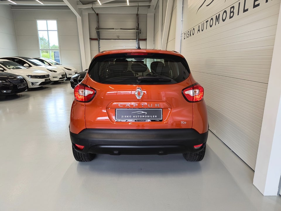 Renault Captur 1,2 TCe 120 Expression EDC 5d