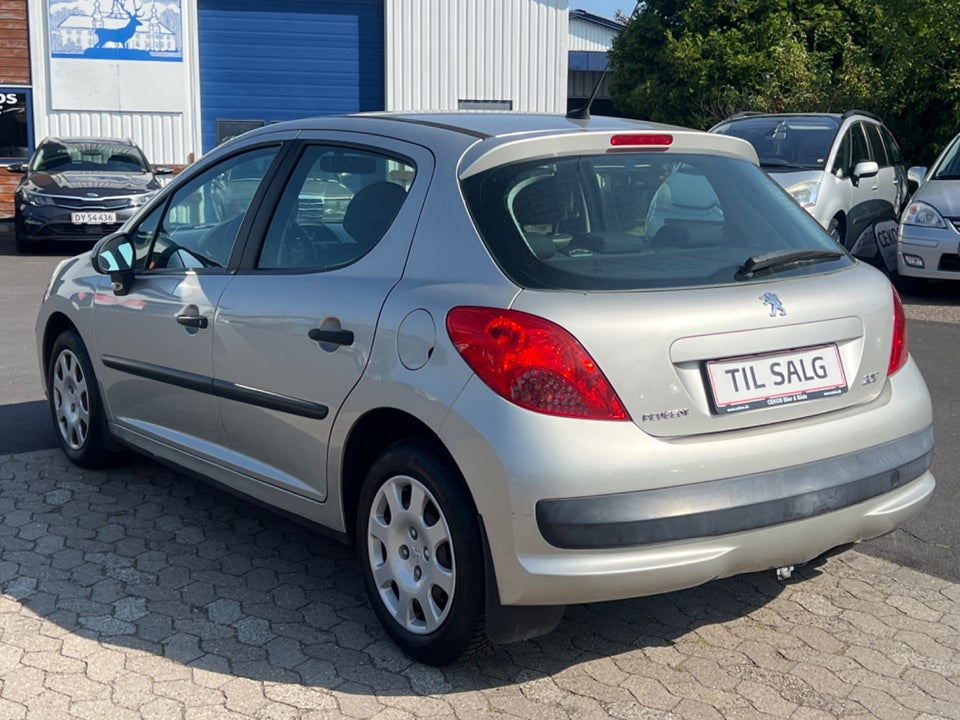 Peugeot 207 1,4 XR+ 5d