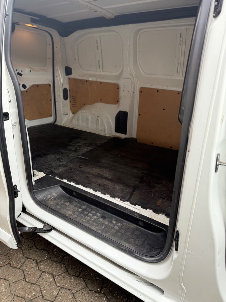 Peugeot Expert 2,0 BlueHDi 120 L2 Plus Van