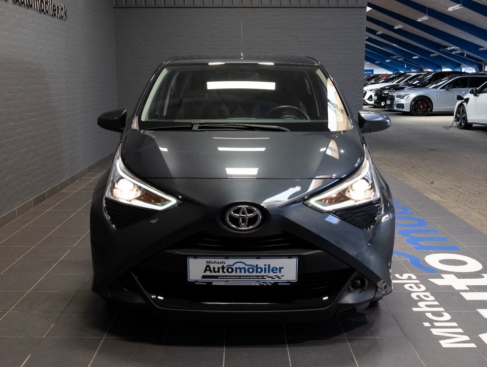 Toyota Aygo 1,0 VVT-i x-pression 5d