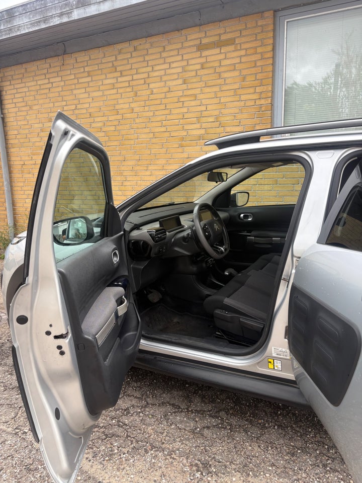 Citroën C4 Cactus 1,6 e-HDi 92 Feel ETG6 5d