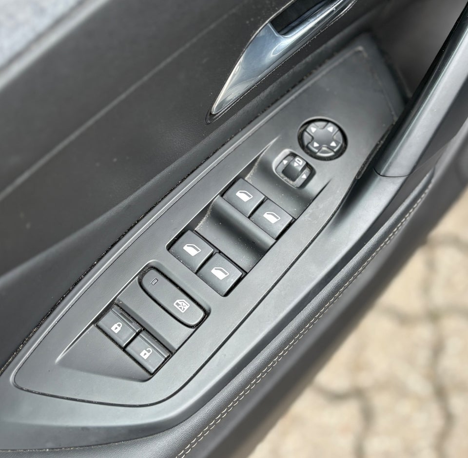 Peugeot 308 1,6 Hybrid Allure Pack SW EAT8 5d