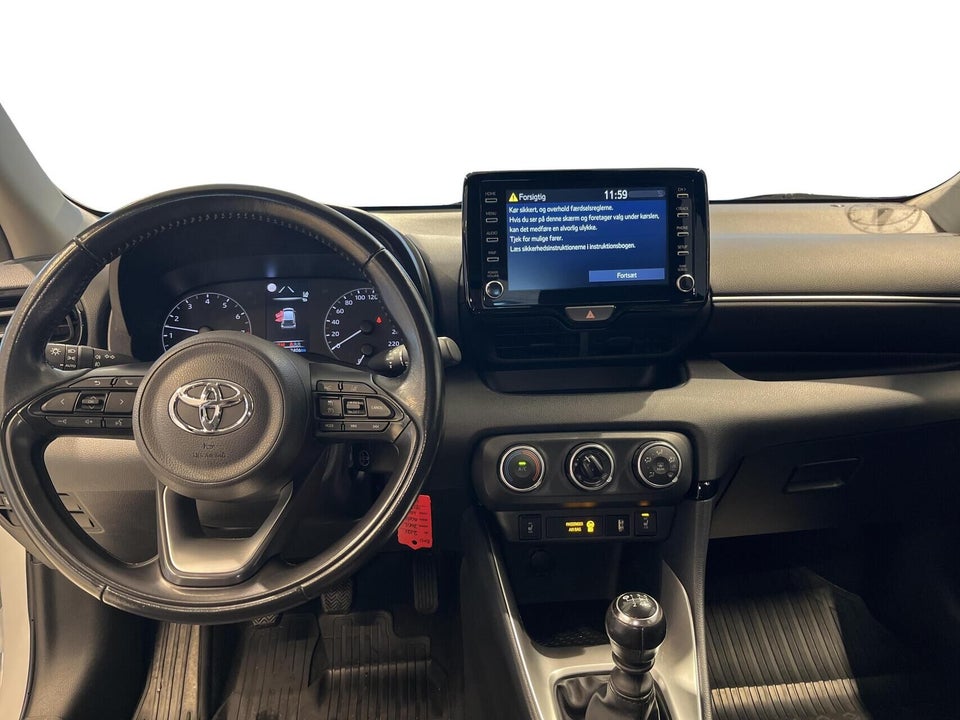 Toyota Yaris 1,5 Active 5d