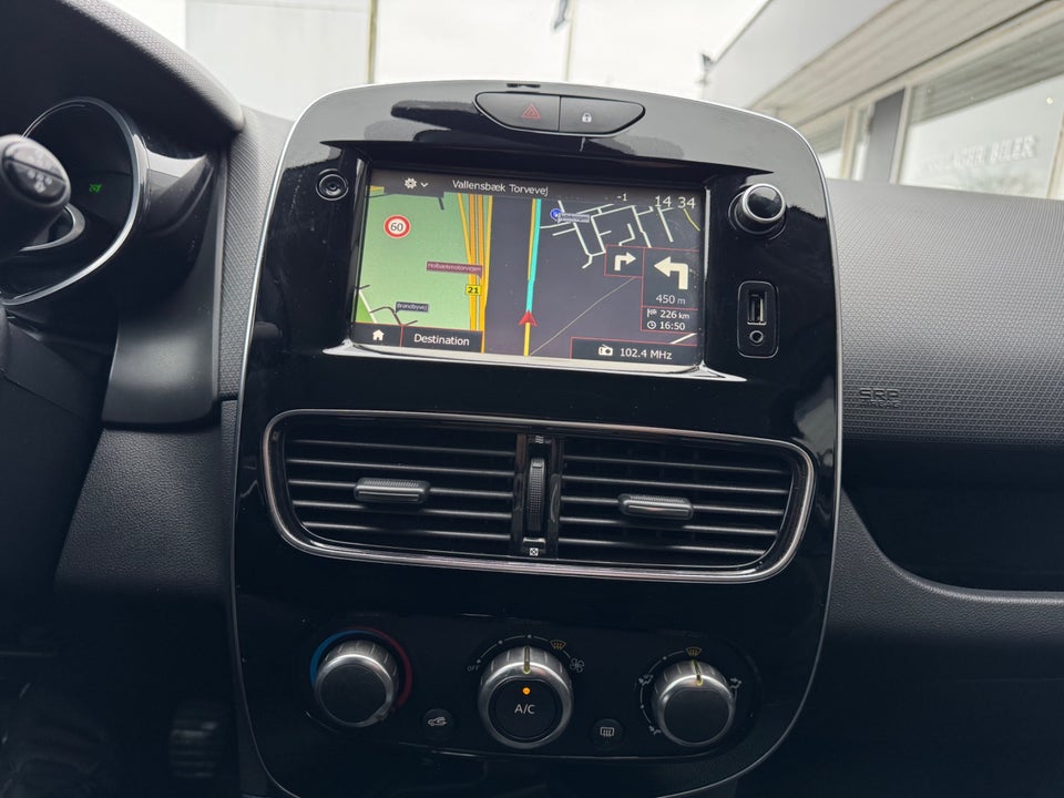 Renault Clio IV 1,5 dCi 90 Zen Sport Tourer Van 5d