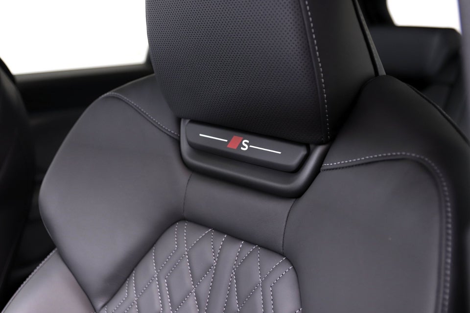 Audi Q6 e-tron Ultra quattro 5d