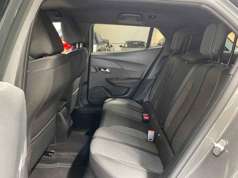 Peugeot 2008 1,2 PureTech 130 Allure EAT8 5d
