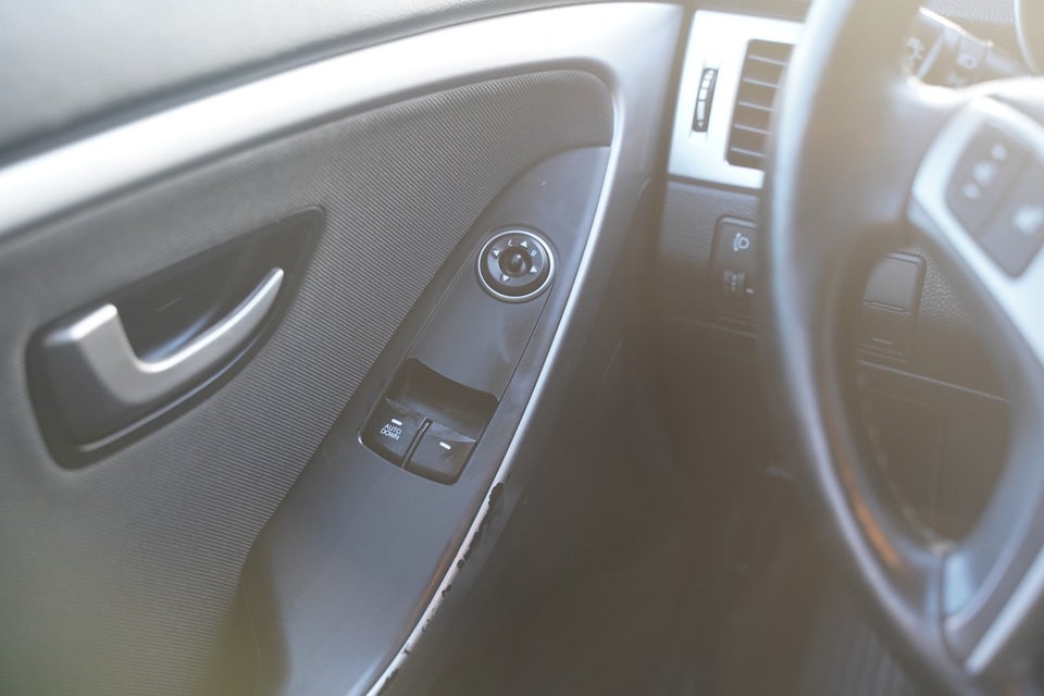 Hyundai i30 1,6 CRDi 110 Active+ CW 5d