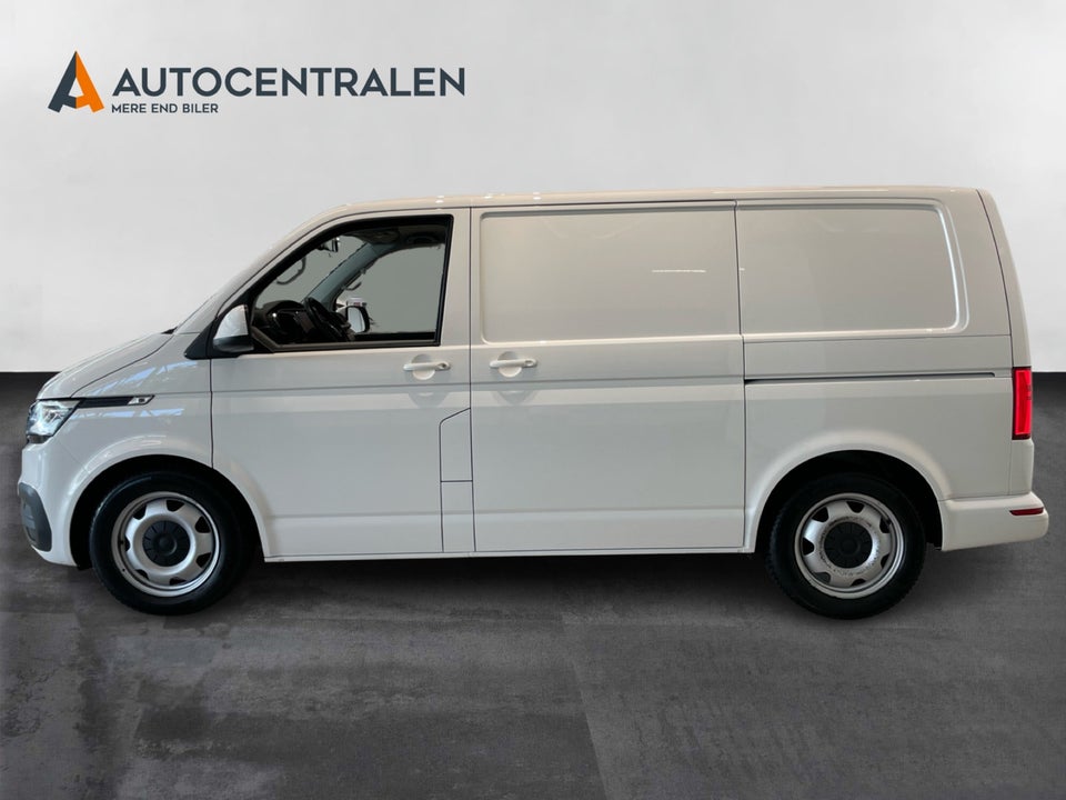 VW Transporter 2,0 TDi 204 Kassevogn DSG kort