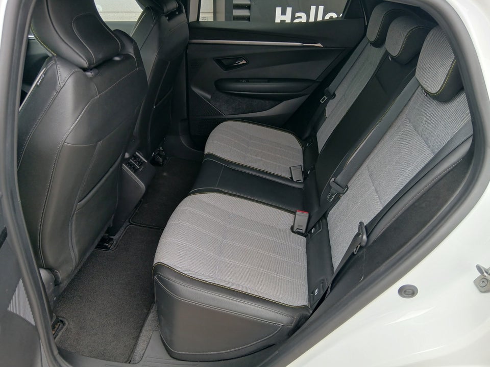 Renault Megane E-Tech 60 Techno 5d