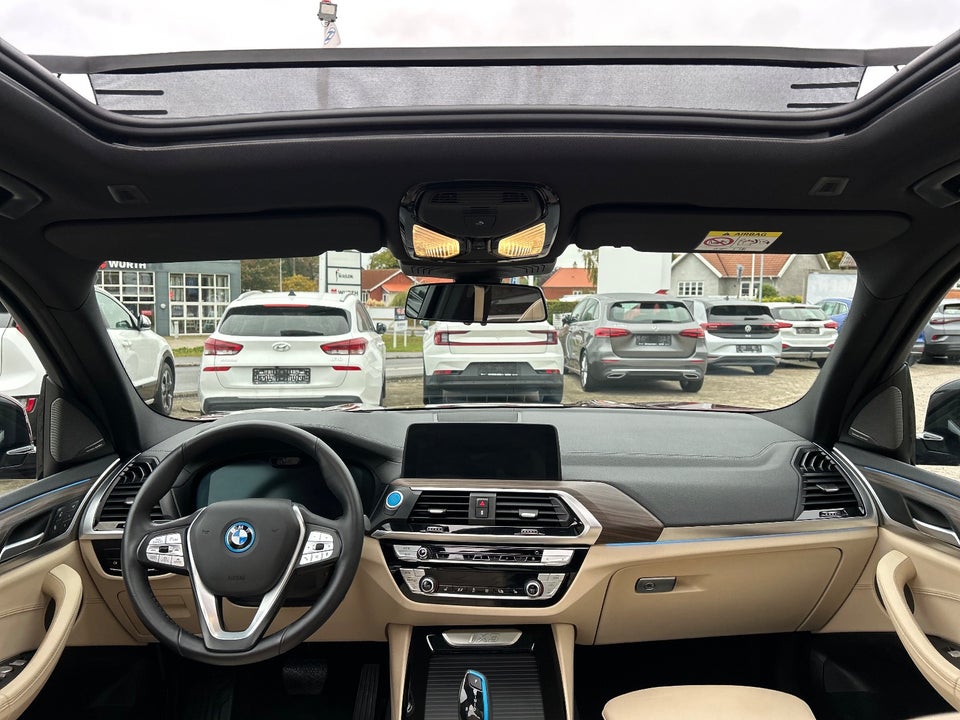 BMW iX3 Charged Plus 5d