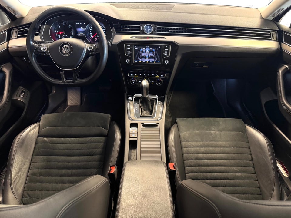 VW Passat 2,0 TDi 150 Highline Premium Variant DSG 5d