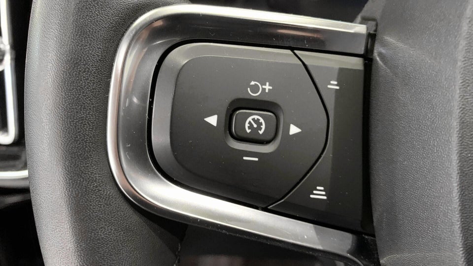 Volvo XC40 P6 ReCharge Core 5d