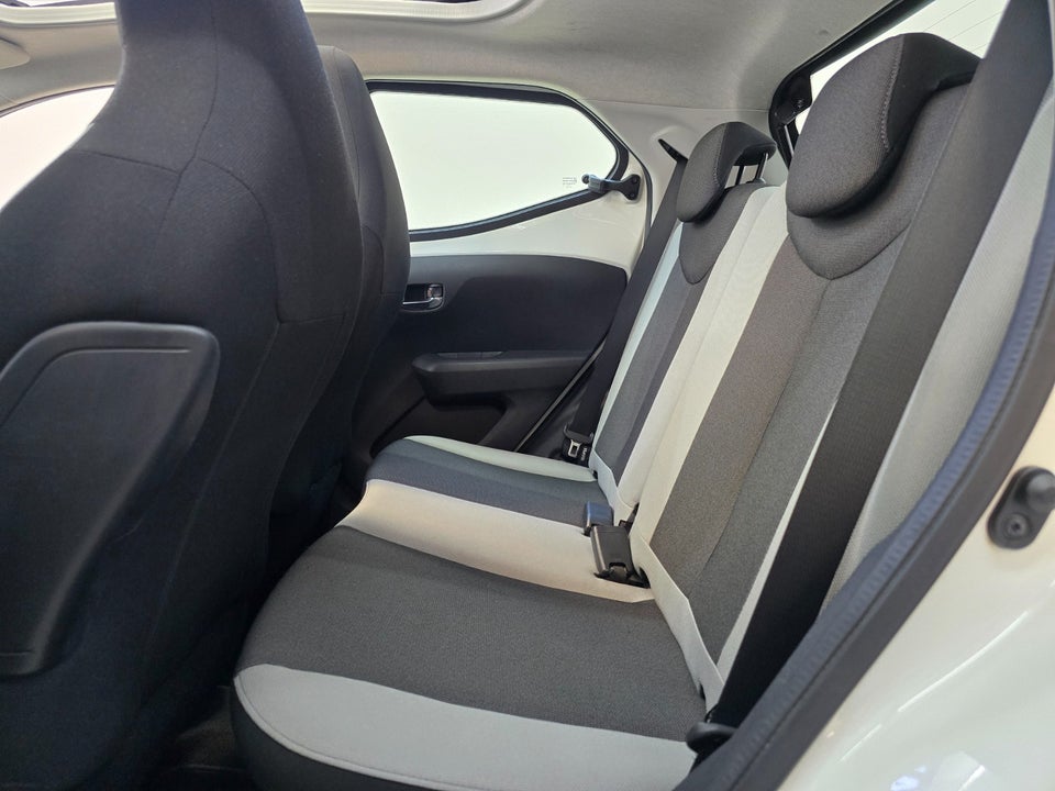 Toyota Aygo 1,0 VVT-i x-sky 5d