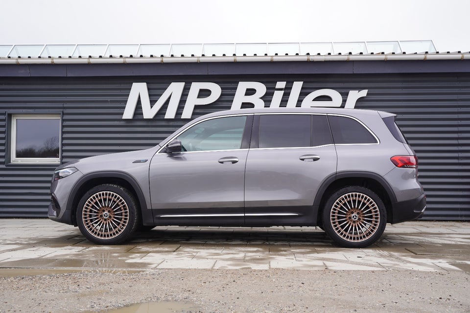 Mercedes EQB300 AMG Line 4Matic 5d